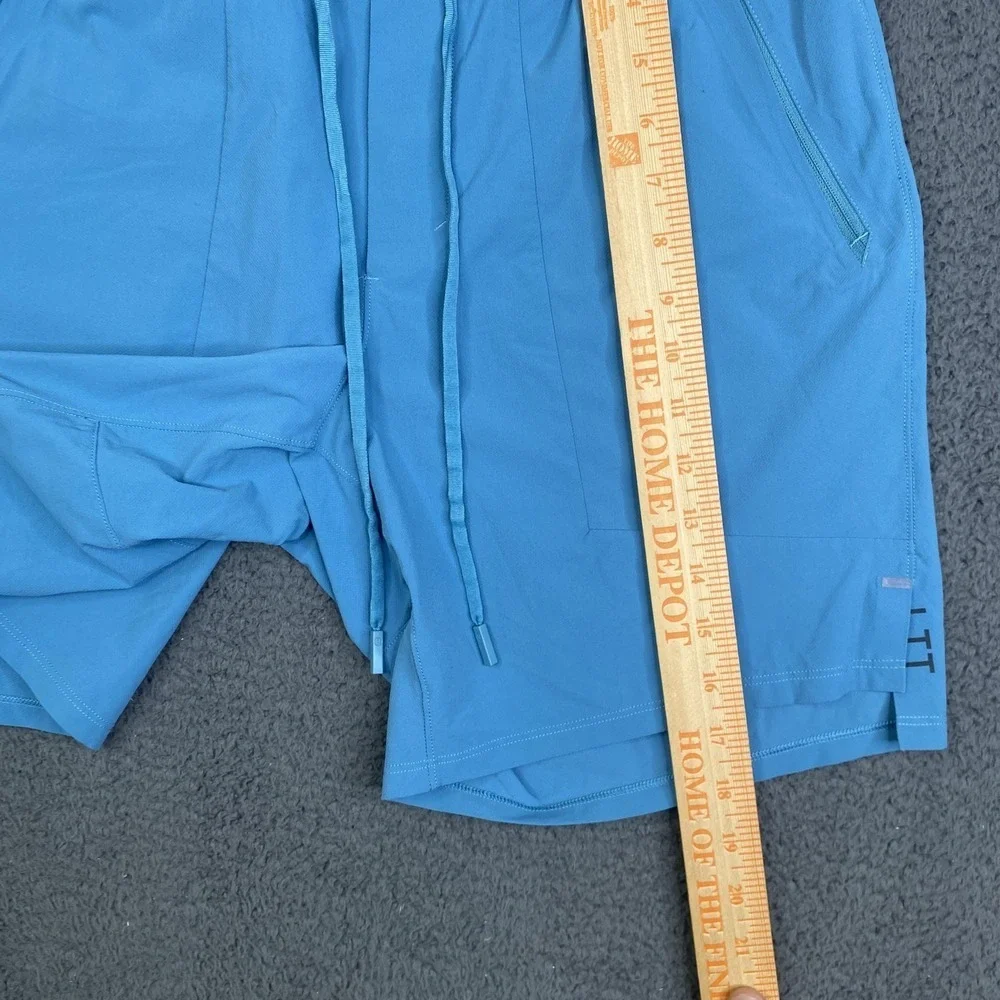 Lululemon License To Train LTT Shorts Mens Small Light Blue Zip Pockets Drawcord
